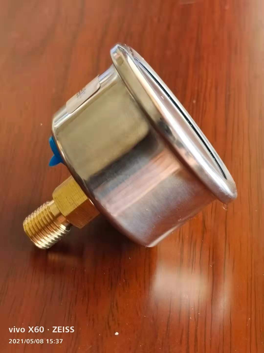 軸向不銹鋼耐震壓力表YTFN-40Z,2.5級，-0.1-0-25MPA